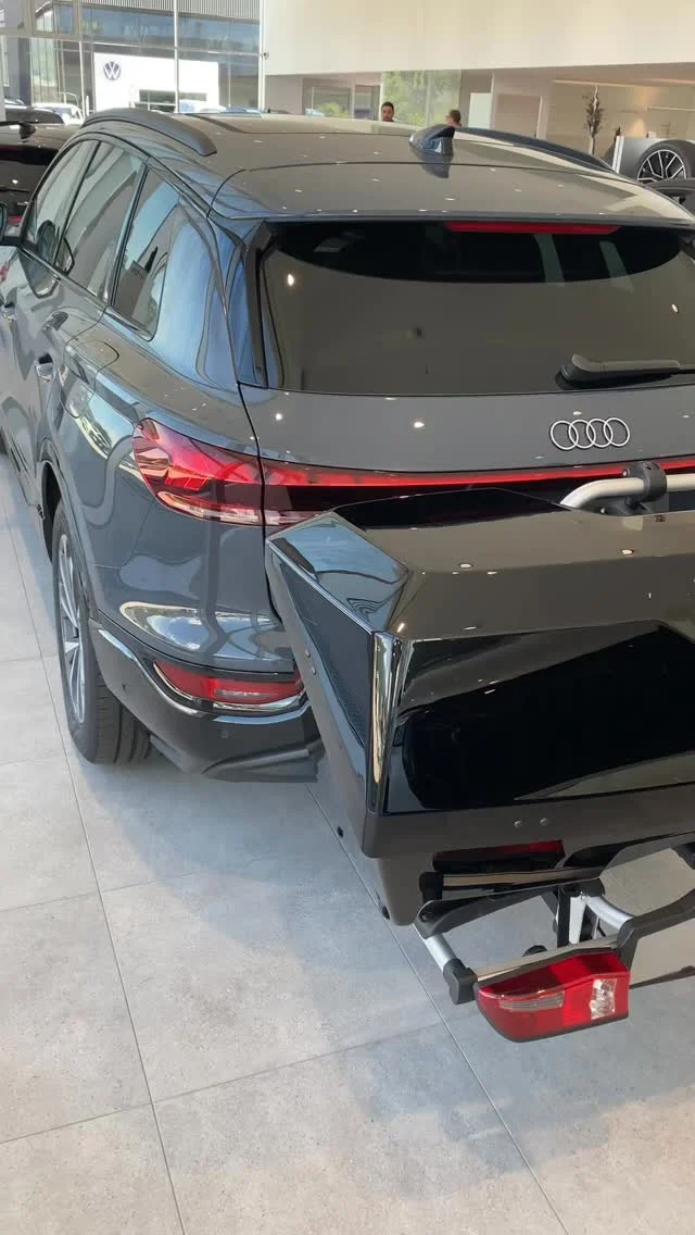 Mehr Platz. Mehr Abenteuer. Die Audi Heckbox – dein Style-Upgrade mit Extra-Stauraum. 🚗✨

#audi #audiheckbox #autohausschweiger